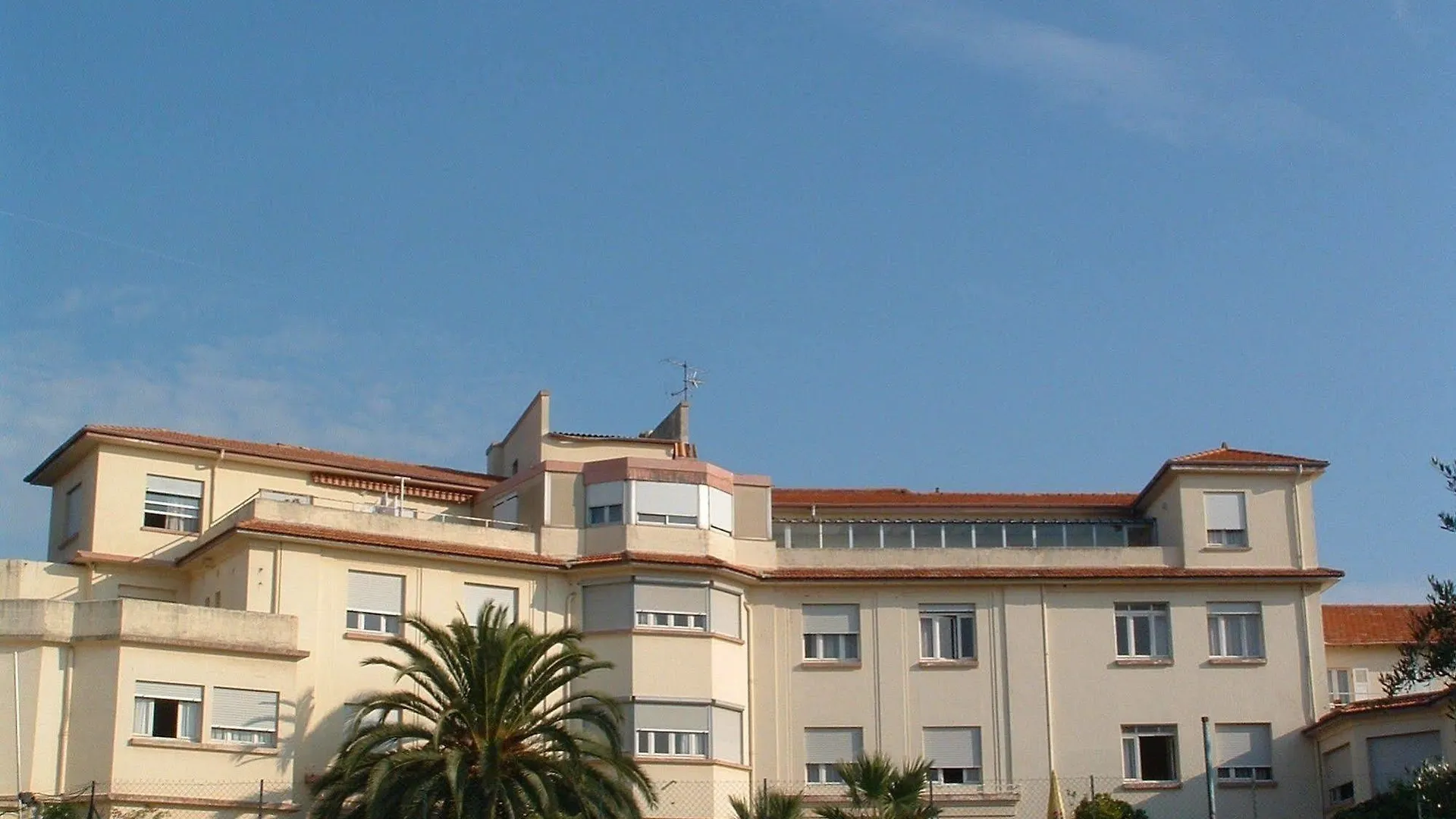 Resort Residence Les Lionceaux By Popinns Saint-Raphael  France